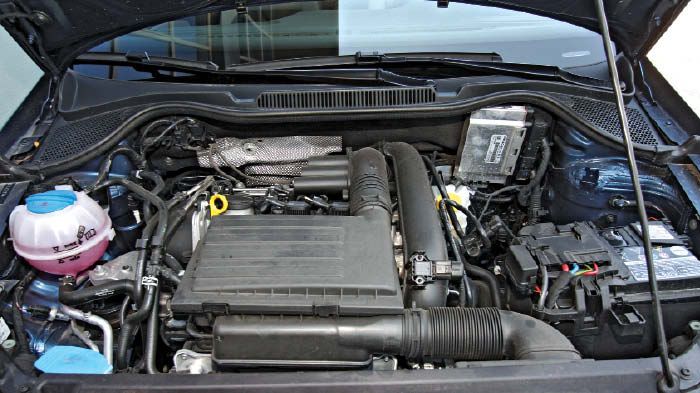 Με 140 «άλογα» και 250 Nm ροπής, ο 1,4 turbo του Polo BlueGT εντυπωσιάζει με τις επιδόσεις του και την πολιτισμένη λειτουργία.